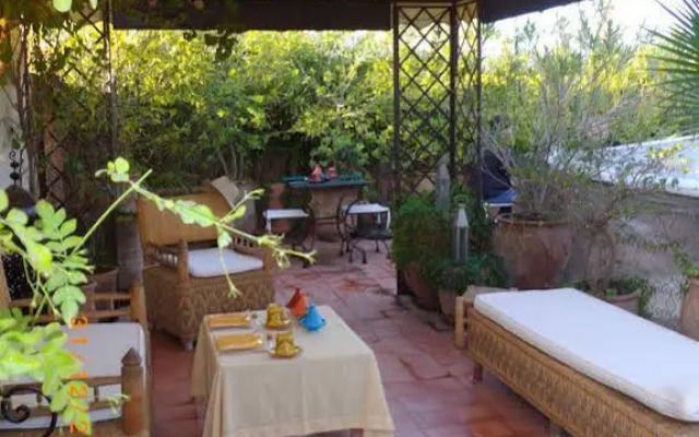 Riad Les Nuits De Marrakech