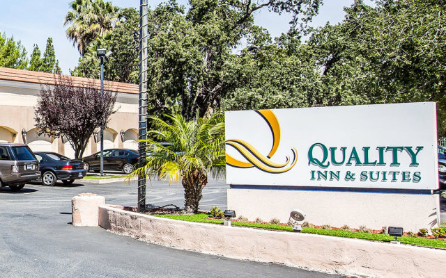 Quality Inn & Suites Thousand Oaks - US101