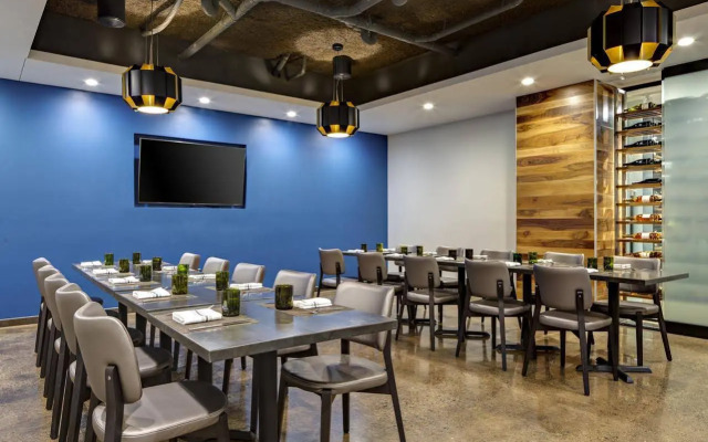 Amway Grand Plaza, Curio Collection by Hilton