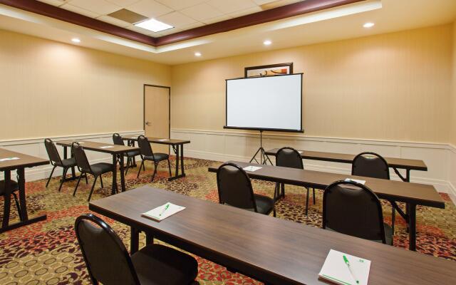 Holiday Inn Seattle Downtown by IHG