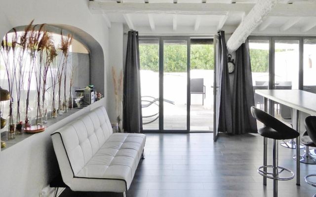 Terraced House Saintes-maries Near Beaches