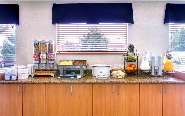 Best Western Plus Gateway Inn & Suites