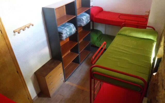 Albergue Valle de Arbas - Hostel