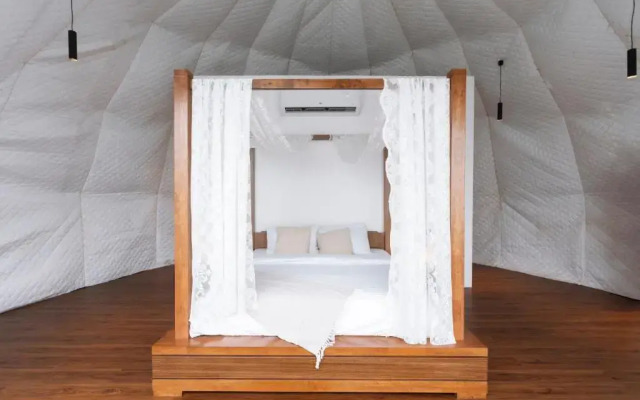 Serene Glamping سيرين