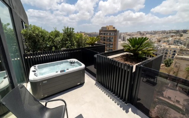 Onyx Hotel