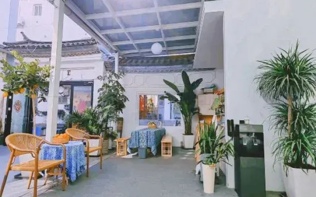 Yeli Homestay (Dali Ancient City Branch)