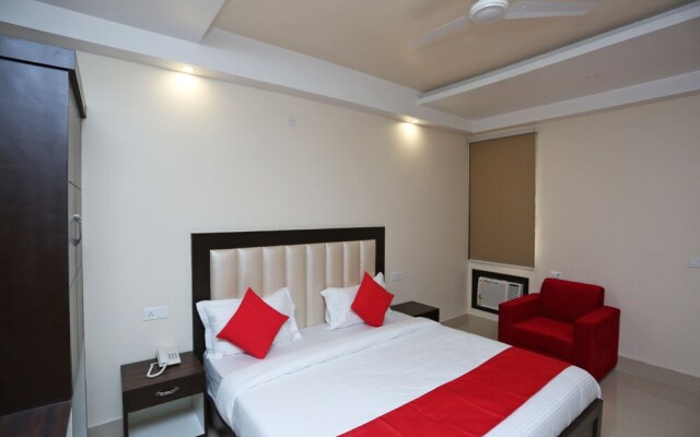 OYO 30916 Agk Residency