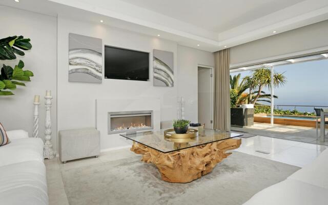 Sunset Bay Villa - Camps Bay