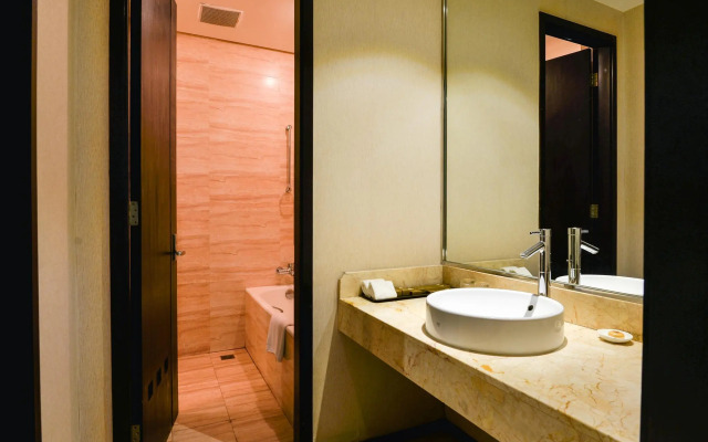 Hundred Centuries Hotel Shanghai