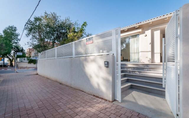 Magical Villa in Herzliya