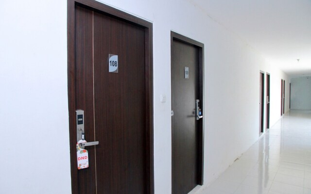 Grand Wisata Hotel by OYO Rooms