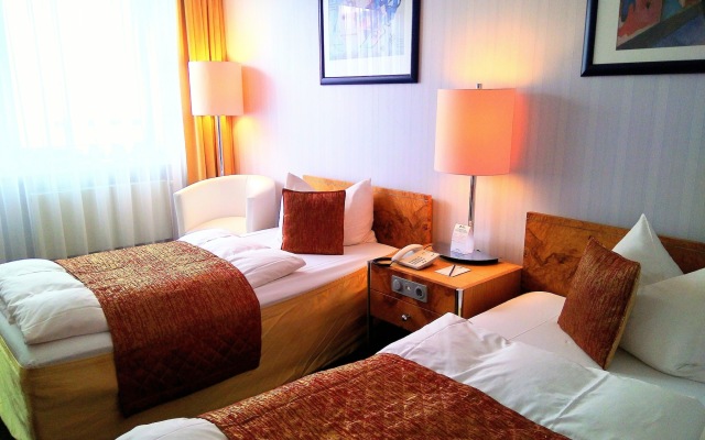 Alexa Hotel