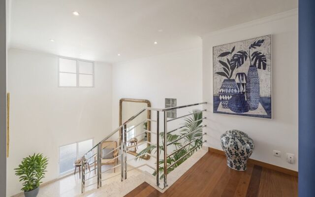 Duplex With sea and Mountain Views, Casa do Castelo