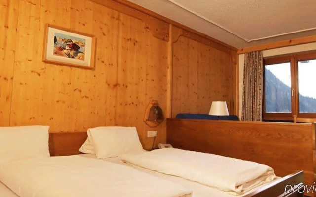 Basur - das Schihotel am Arlberg
