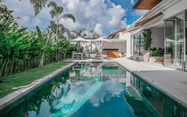 Modern 3BR Villa with Private Pool & BBQ