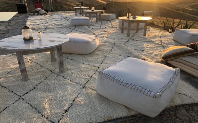 The White Camel Lodge & Tents