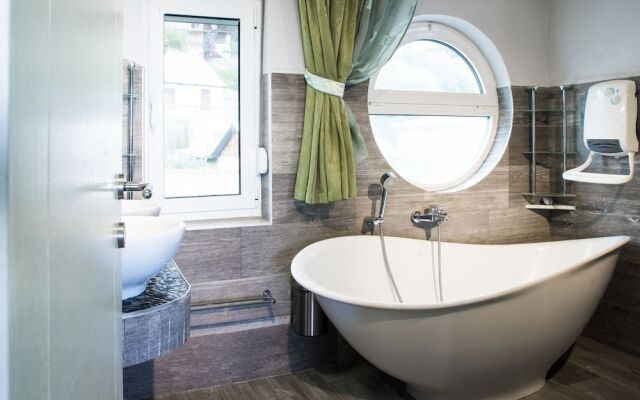 Apartments and Rooms Villa Santa Vita