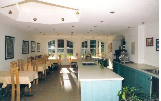 Artist Apartments & Hotel Garni