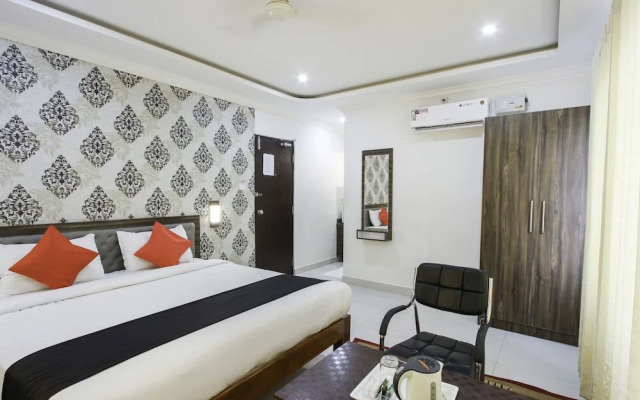 Rich Fort By OYO Rooms