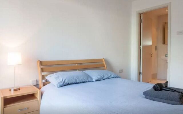 Gallery Quay 2-bed Apartment