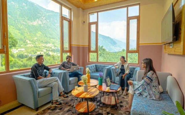 The Hosteller Old Manali, Manu Temple