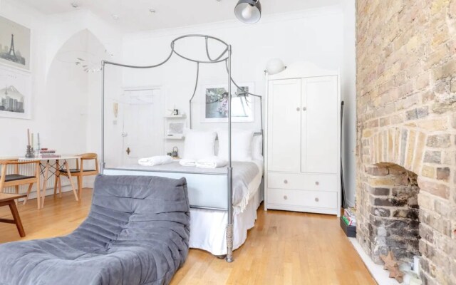 Cosy 1 Bedroom Apartment in West Kensington