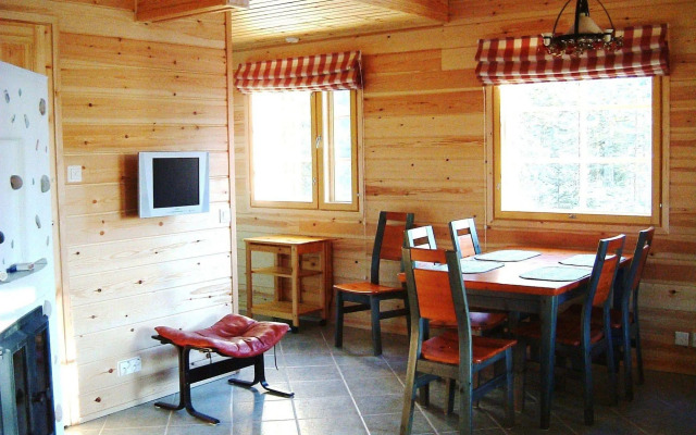 Arctic Light Apartments