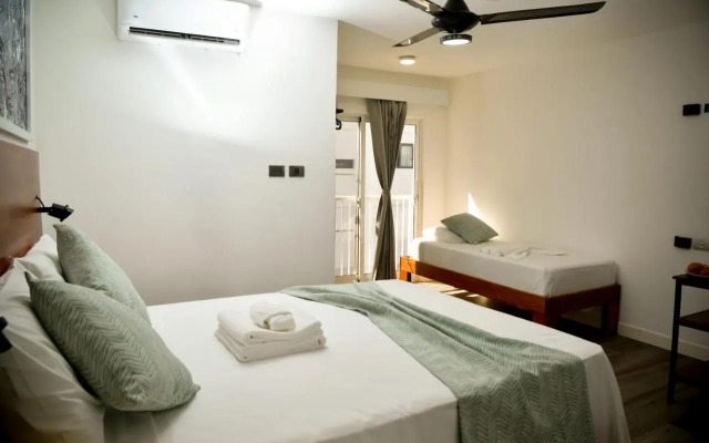 Yara Beach Apartahotel