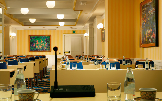Capitol Hotel