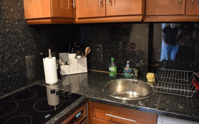 Central Location 1 Bedroom Flat