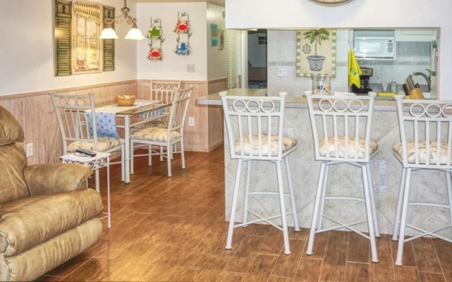 Sunset Beach Chateau Treasure Island 8470