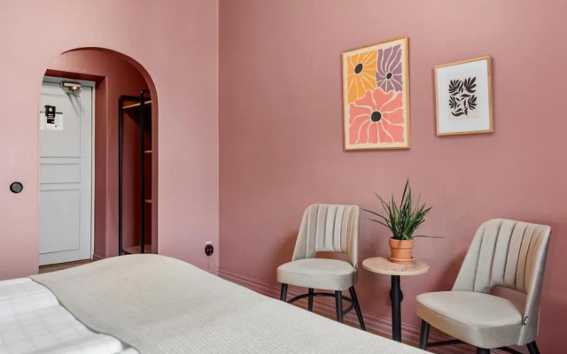 First Hotel Statt