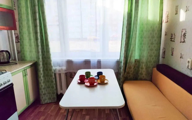 Apartments on Traktorostroiteley Avenue 16k2