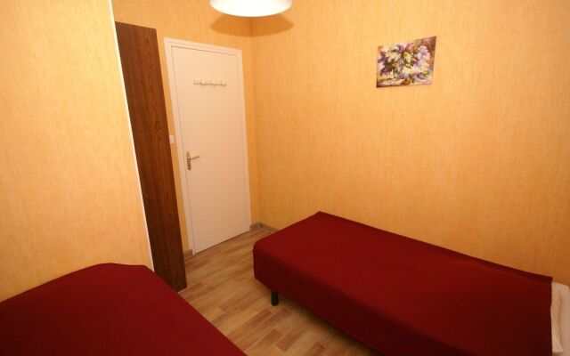 Secluded Holiday Home in Surville With Garden & Centre Nearby