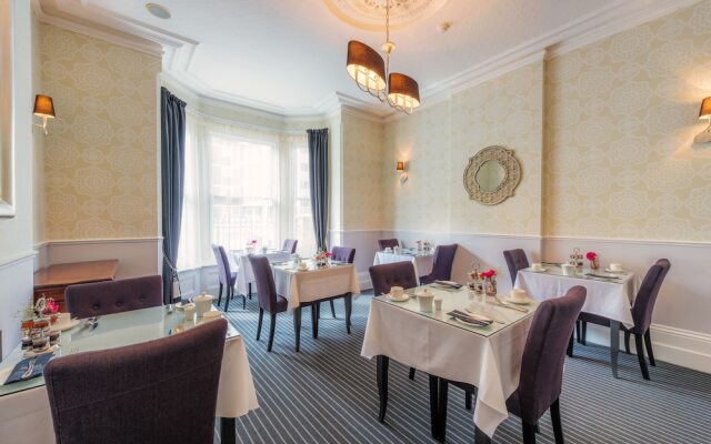 The Clarence Boutique Rooms