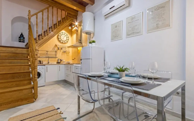 Sevilla Central Pool House