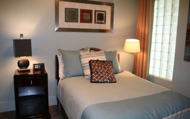 Bella Luna by Prickett Properties