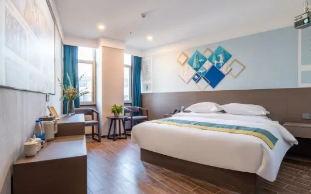 Wanzai County Lotus Hotel