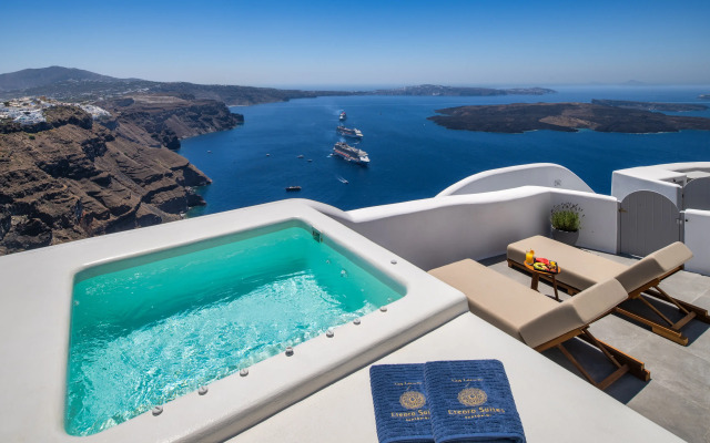 Eteoro Suites