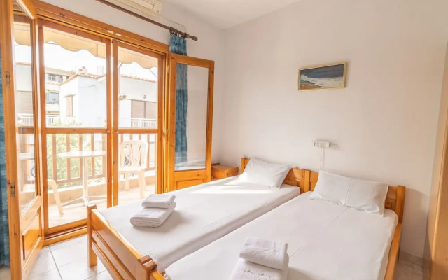 Mina-Maria Apartments