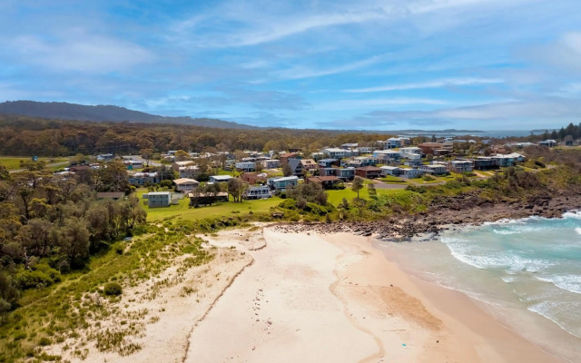 Kioloa Merry Beach Front Gem