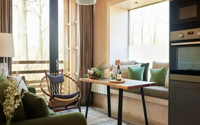 Romantic Forest Hideaway