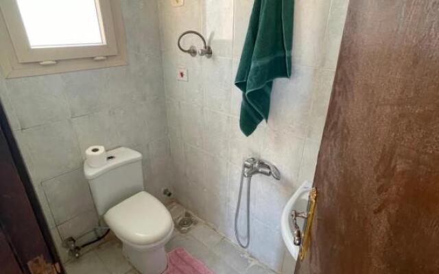 Cheerful 3-bedroom Villa With 6 Pools