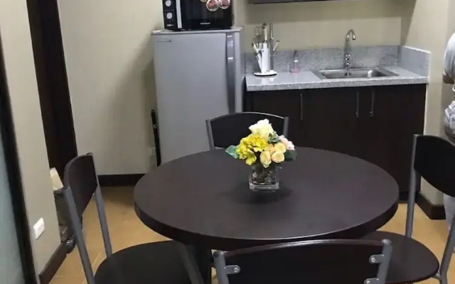 Pioneer Woodlands Condominium