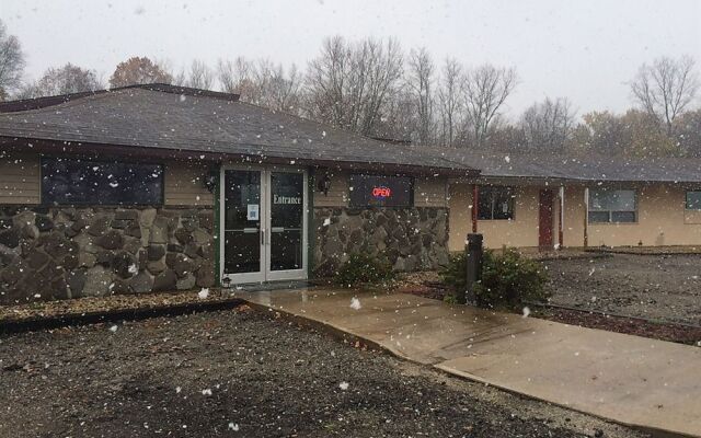 The Country Edge Motel