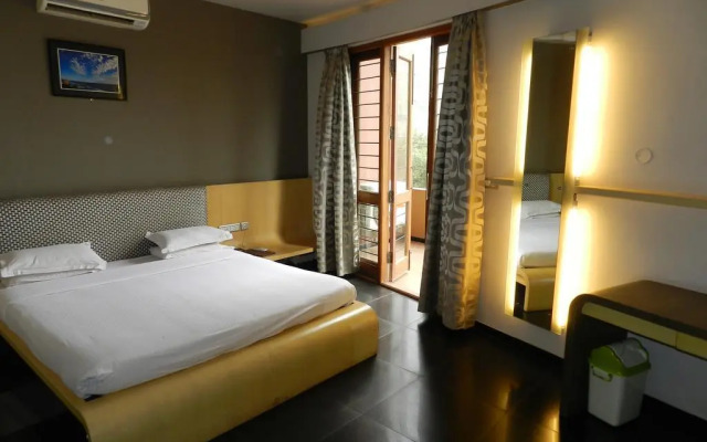 Hotel Rock Regency