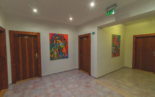 Arkada Hotel