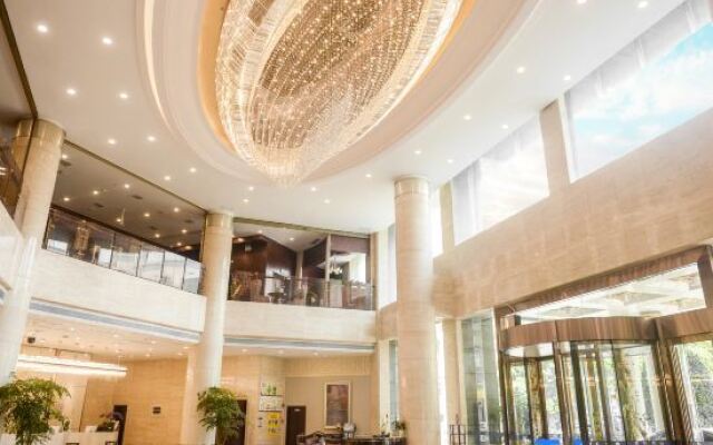 Skyer Gold Coast Hotel