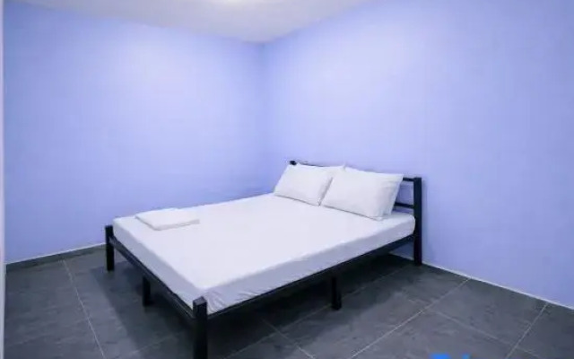 Lipa City Tiny Transient Room