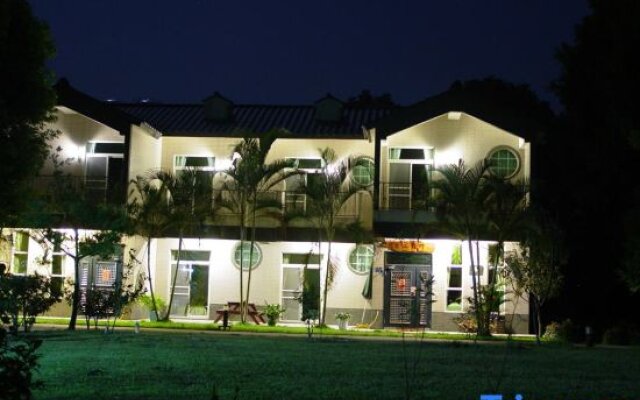 Fonglin Villa Hostel